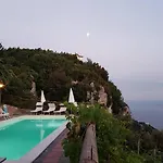 拉西科纳住宿加早餐旅馆 阿杰罗拉