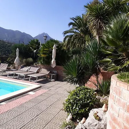 La Cicogna Bed and breakfast