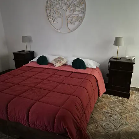 La Cicogna Bed & Breakfast *